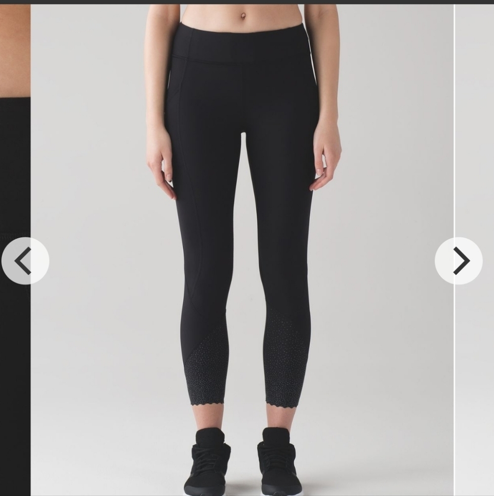 Lululemon Tight Stuff Tight 25in Black Leggings w/Scalloped Hem Sz 2